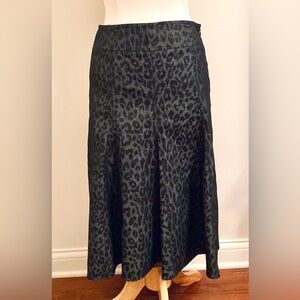 LIGHT Animal Print Black Grey Pleated Flare Cotton Blend Casual MIDI Skirt SZ 6